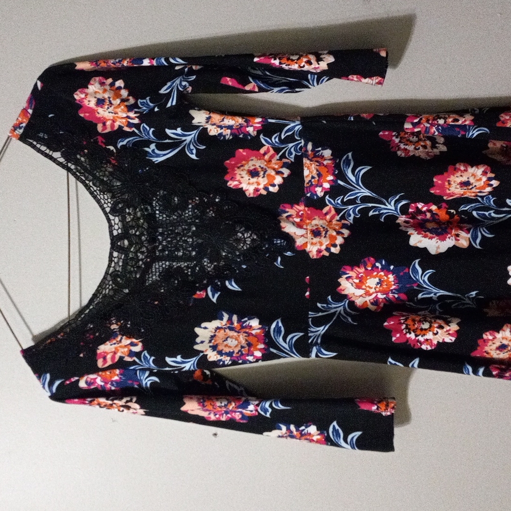 Derek heart dress - Picture 4 of 6